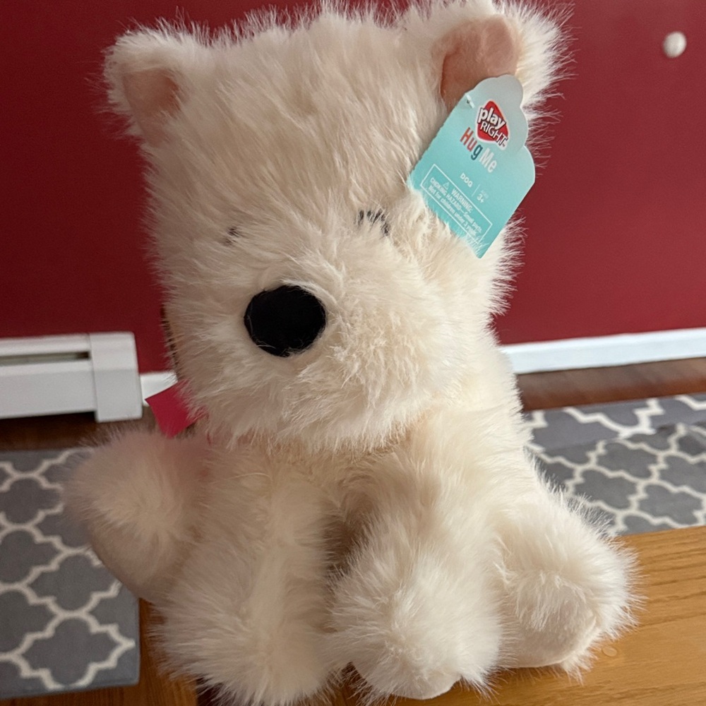 Play Right Hug Me Plush Dog Toy NWT
